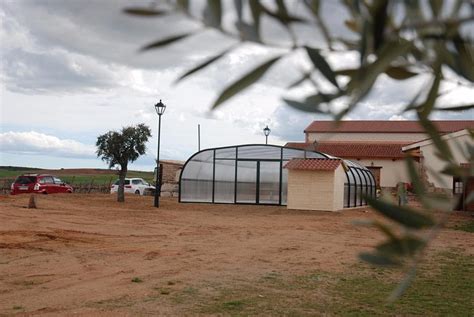 Hoteles en Villamor de los Escuderos, España. .